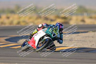 media/Nov-19-2023-CVMA (Sun) [[1f3d1b7ccb]]/Race 17 Amateur Supersport Middleweight/